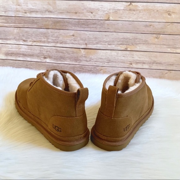 UGG Men’s Chestnut Neumel Chukka Boots - Picture 4 of 6